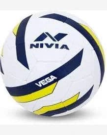 Foot Ball- Nivia Vega (No.5)